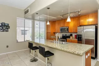 Photo #5: 6240426 Listing