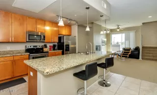 Photo #6: 6240426 Listing