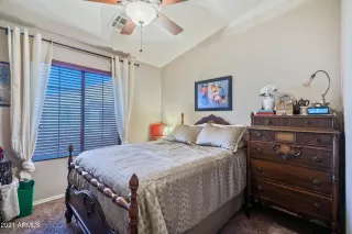 Photo #5: 6240455 Listing 