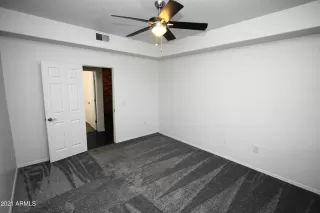 Photo #6: 6240457 Listing 