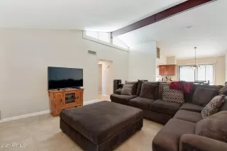 Photo #2: 6240767 Listing