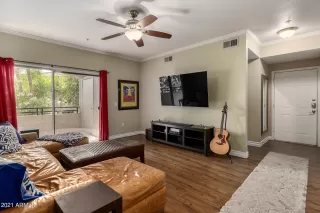 Photo #2: 6240775 Listing