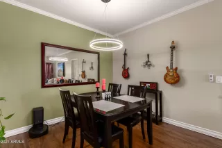 Photo #5: 6240775 Listing