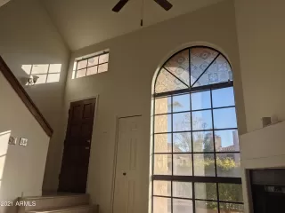 Photo #6: 6240795 Listing