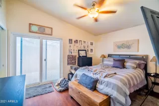 Photo #6: 6240825 Listing