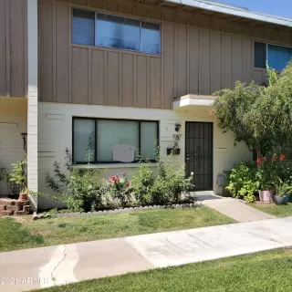 Photo #5: 6240937 Listing