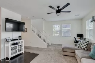 Photo #4: 6241048 Listing