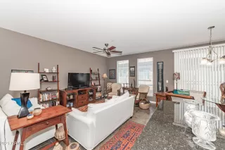 Photo #3: 6241220 Listing