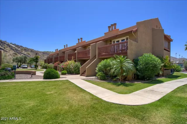 MLS: 6241225 Condo For Sale