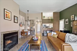 Photo #1: 6241225 Listing 