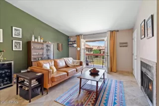 Photo #2: 6241225 Listing 