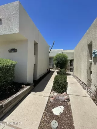 Photo #1: 6241268 Listing 