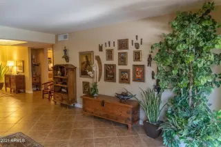 Photo #3: 6241287 Listing