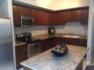 Photo #3: 6241350 Listing 