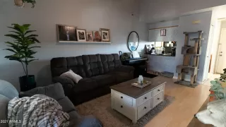 Photo #2: 6241605 Listing