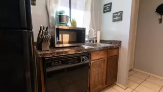 Photo #5: 6241605 Listing