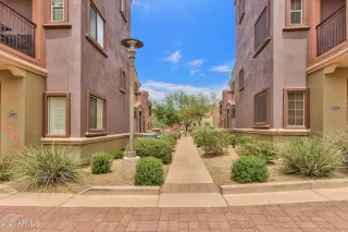 Photo #4: 6241629 Listing 