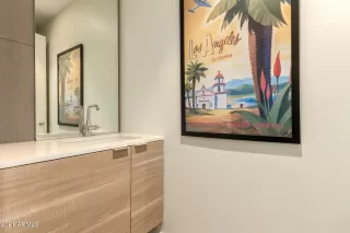 Photo #4: 6241897 Listing