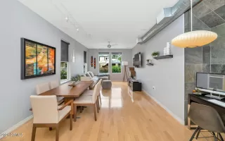 Photo #1: 6242096 Listing 