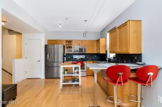 Photo #2: 6242096 Listing 