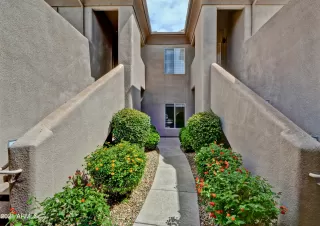 Photo #1: 6242107 Listing 