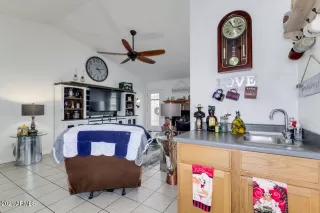 Photo #6: 6242152 Listing