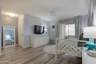 Photo #3: 6242213 Listing