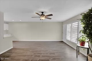 Photo #2: 6242335 Listing 