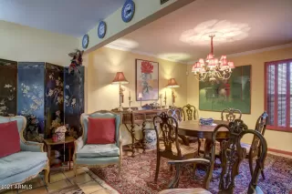 Photo #4: 6242408 Listing