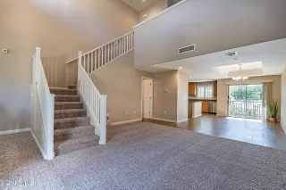 Photo #5: 6242643 Listing