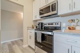 Photo #2: 6242653 Listing 