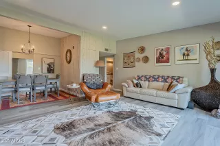 Photo #6: 6242653 Listing 