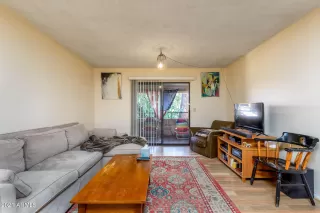 Photo #6: 6242658 Listing