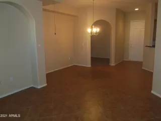 Photo #3: 6242678 Listing