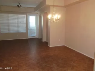 Photo #4: 6242678 Listing