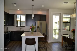 Photo #3: 6242687 Listing 