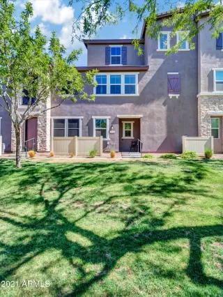 Photo #1: 6242751 Listing 