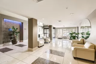 Photo #4: 6242769 Listing