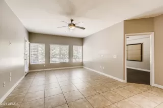 Photo #6: 6242769 Listing