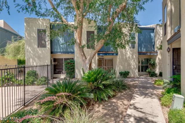 MLS: 6242777 Condo For Sale