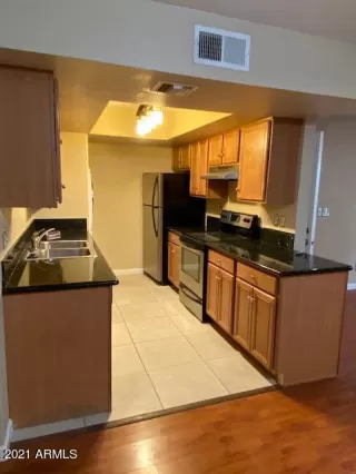 Photo #5: 6242863 Listing