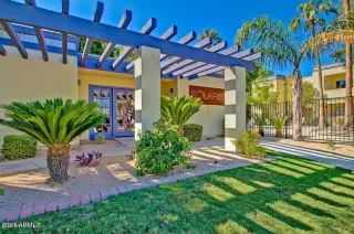 Photo #1: 6242878 Listing