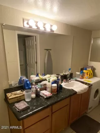 Photo #4: 6242878 Listing