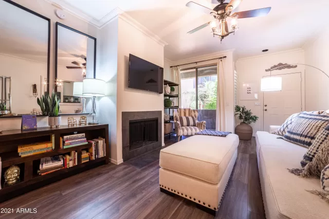 MLS: 6243074 Condo For Sale