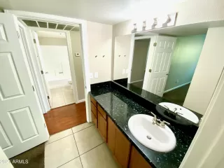 Photo #2: 6243152 Listing