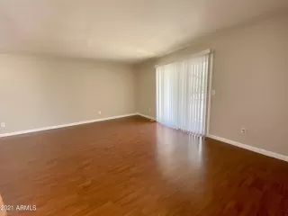 Photo #3: 6243152 Listing