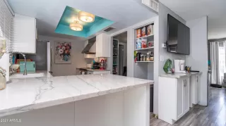 Photo #2: 6243156 Listing 