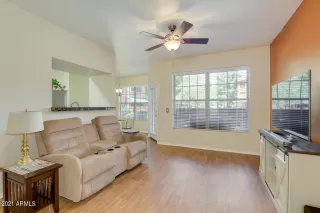 Photo #4: 6243223 Listing