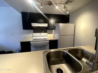 Photo #4: 6243319 Listing