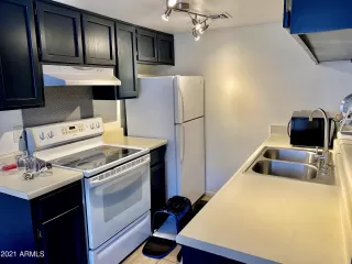 Photo #6: 6243319 Listing